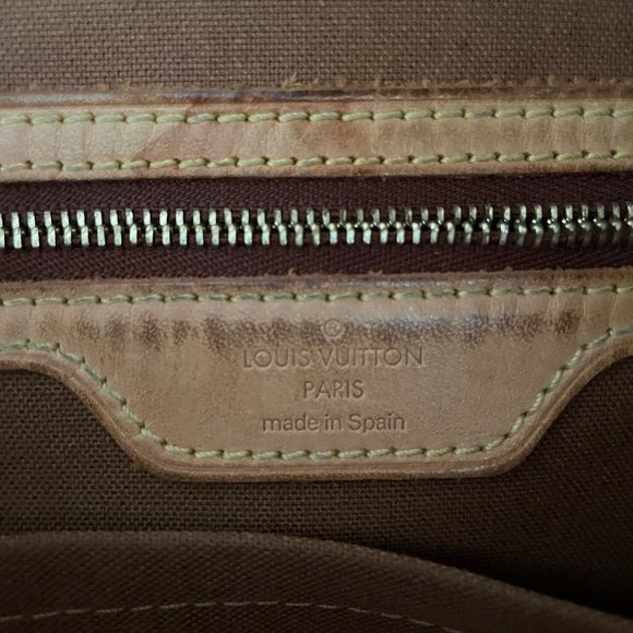 Authentic Louis Vuitton Monogram Crossbody - Picture 11 of 16